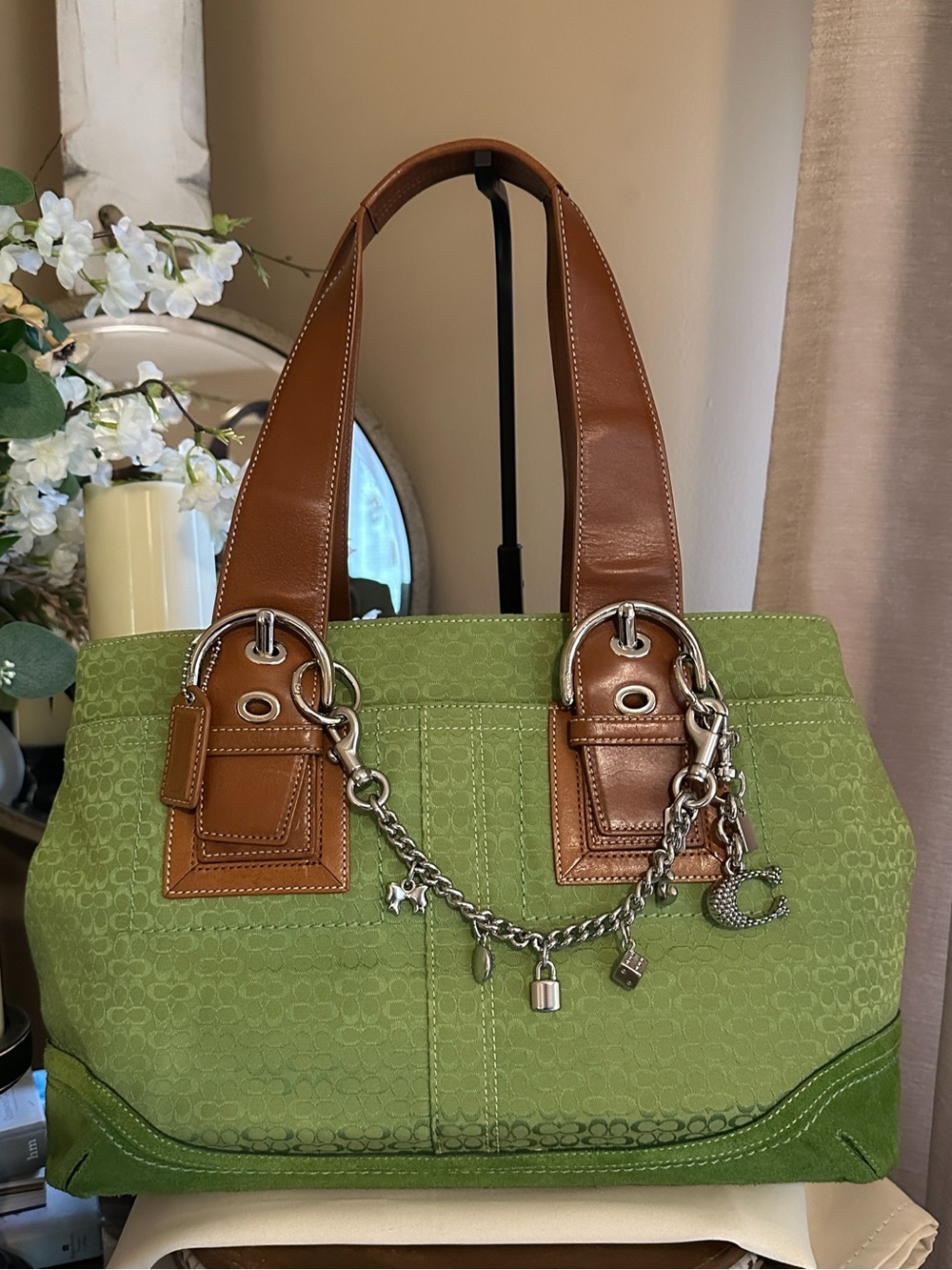 Vintage COACH Y2K Large Soho Signature Jacquard Satchel (Style F10928) - Picture 3 of 16